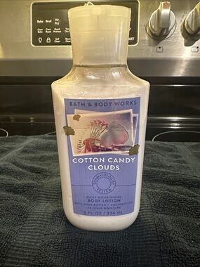 Bath & Body Works Cotton Candy Clouds Body Lotion - Purple & Cream